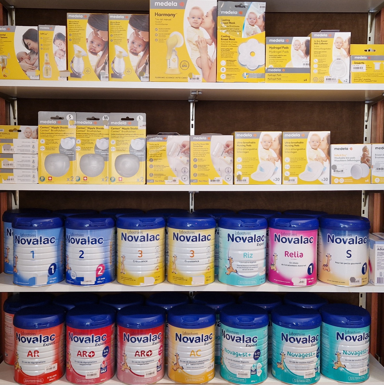 Rayon allaitement Medela et laits infantiles Novalac à la Pharmacie de Gensac-la-Pallue